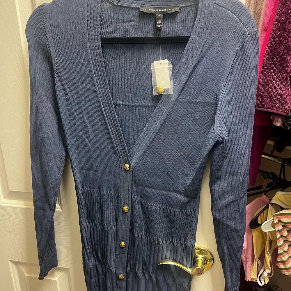 White House Black Market “LS Mixed Stitch Cardi” (M, NWT)